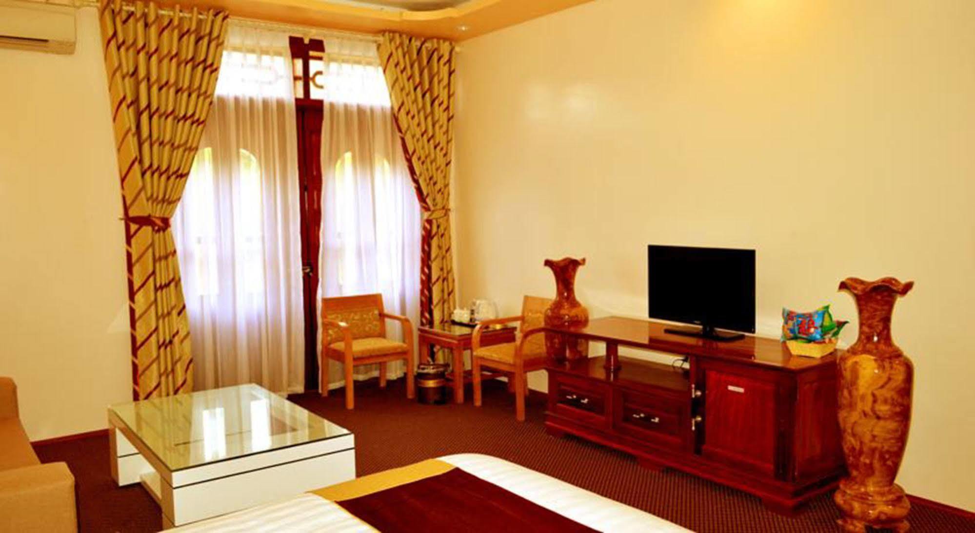 A1 Hotel - Dien Bien Phu Diện Biên Phủ Exterior foto
